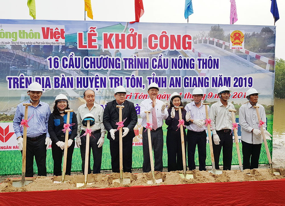 Gần 19 tỷ đồng xây dựng 16 cầu nông thôn ở Tri Tôn Khởi công xây dựng cầu