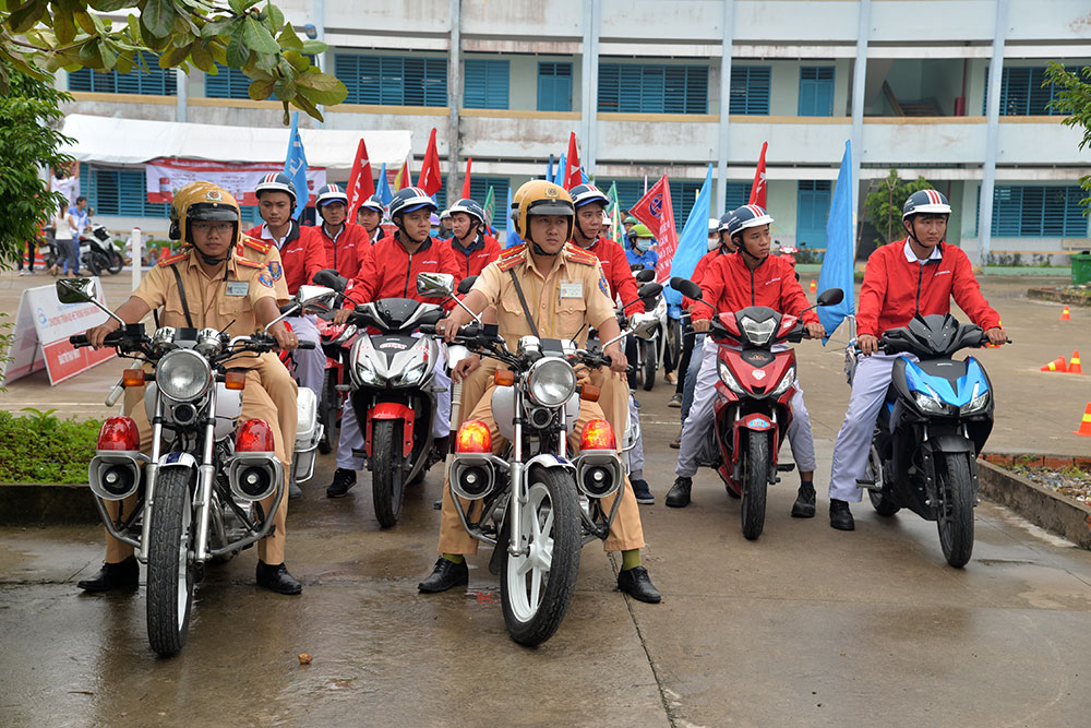 Xây dựng văn hóa giao thông trong đoàn viên, thanh niên