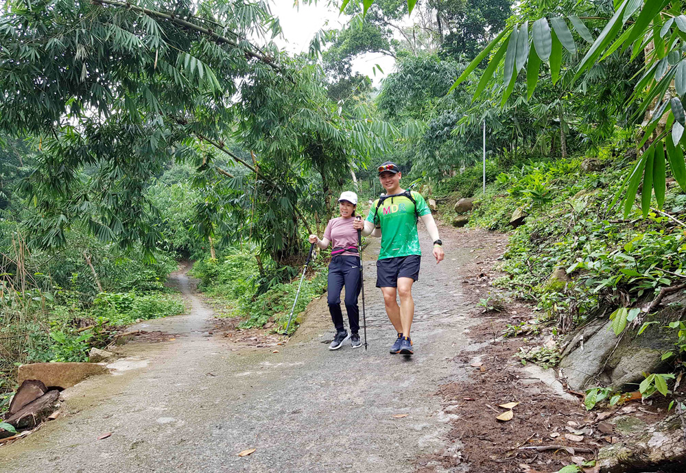 Marathon lên núi Cấm