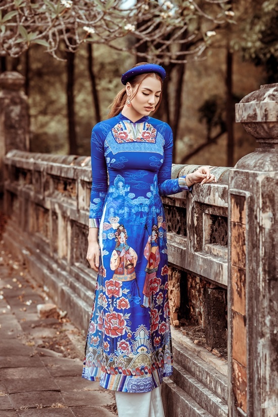 Áo dài cảm hứng nhã nhạc cung đình Huế