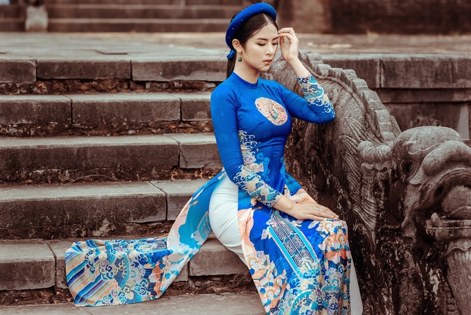 Áo dài cảm hứng nhã nhạc cung đình Huế