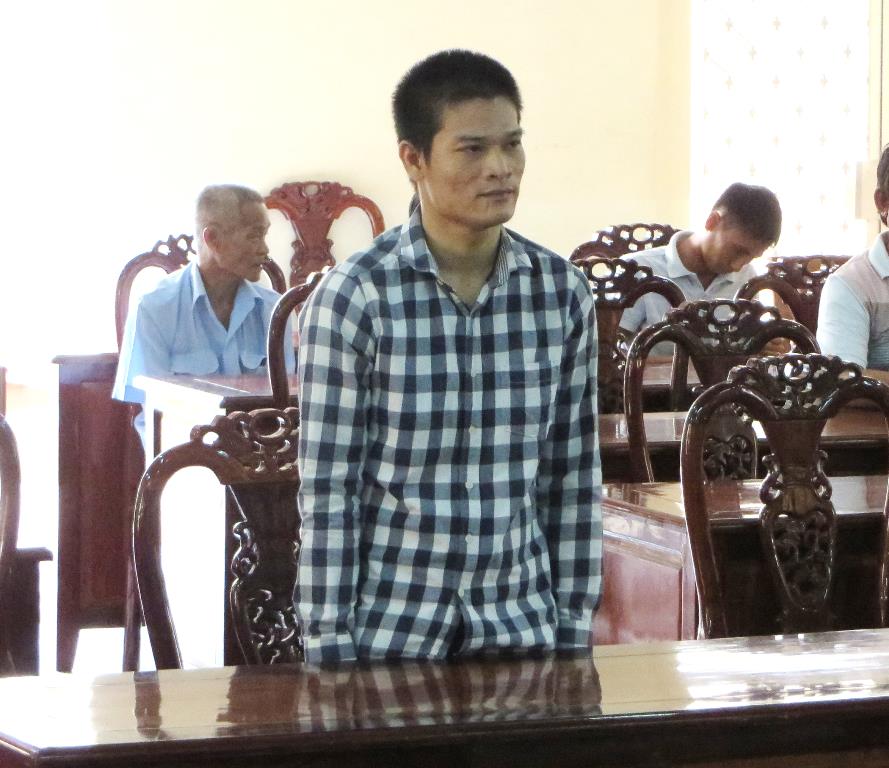 Thuê xe ôtô cầm đánh bạc, vợ chồng lãnh án 20 năm tù