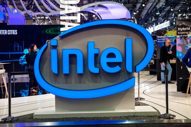 Intel sắp tung ra ổ SSD dung lượng 'khủng', giá rẻ