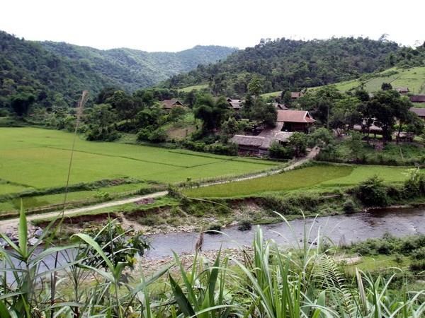 Vùng núi Bắc Bộ có nơi dưới 17 độ C, Nam Bộ có mưa rào và dông