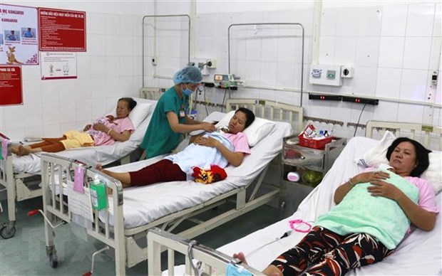 Nuôi dưỡng thành công ba bé trong ca tam thai sinh non