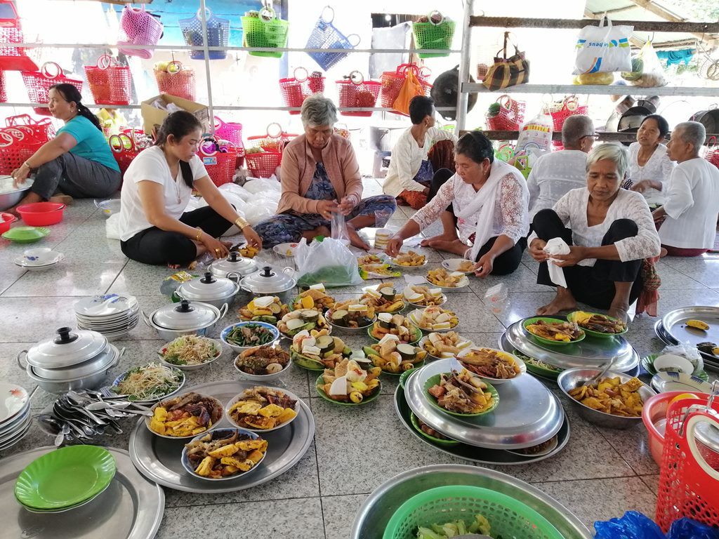 Tết Sene Dolta đầm ấm!