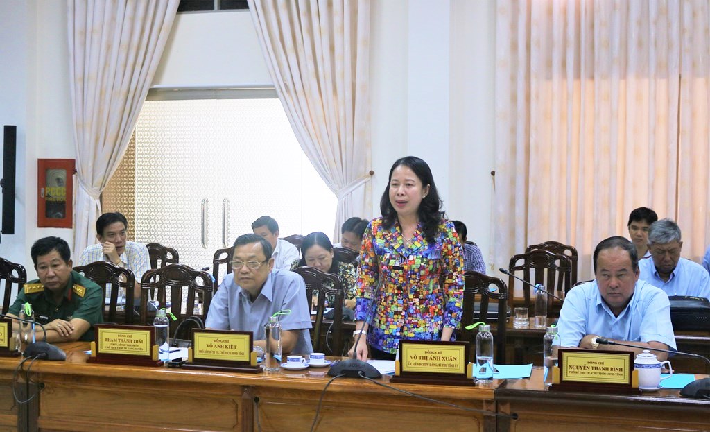 Họp Tiểu ban Văn kiện Đại hội đại biểu Đảng bộ tỉnh lần thứ XI