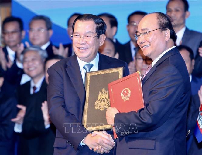 Thủ tướng Việt Nam - Campuchia đồng chủ trì Hội nghị tổng kết cắm mốc biên giới trên đất liền hai nước