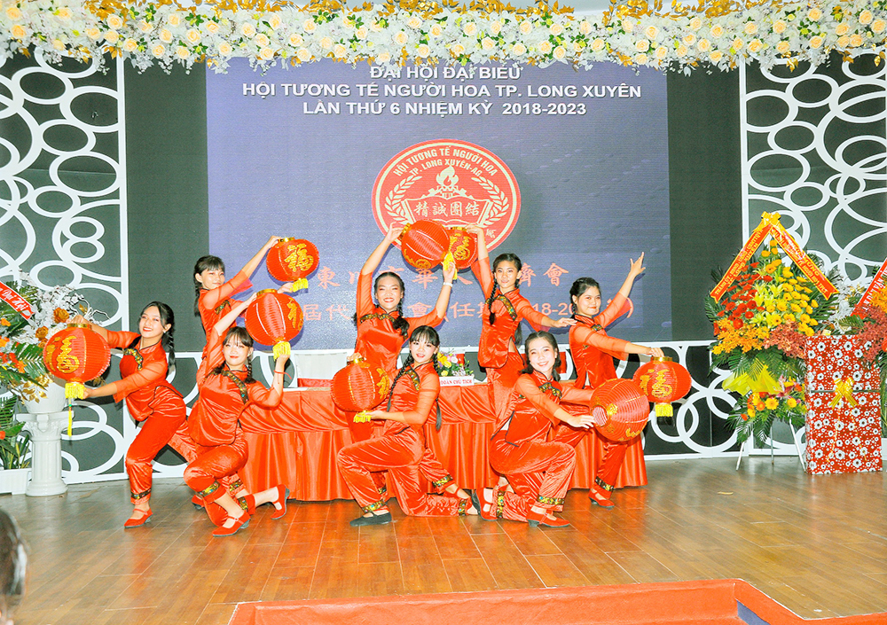 Phát triển Đảng trong đồng bào dân tộc thiểu số ở An Giang - Kỳ 1: Số lượng và chất lượng đảng viên không ngừng tăng lên Phát triển Đảng trong đồng bào dân tộc thiểu số ở An Giang - Kỳ 1: Số lượng và chất lượng đảng viên không ngừng tăng lên