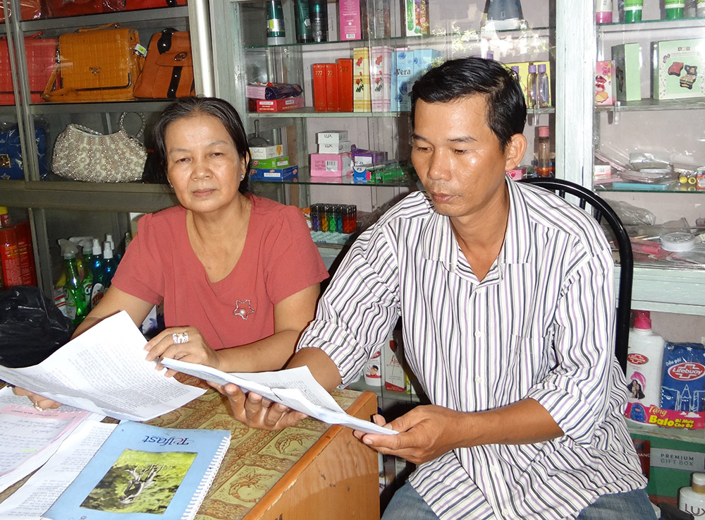 Vì ranh đất 0,4m, tranh chấp kéo dài Bà Nguyễn Thị Bòn và ông Nguyễn Thành Phương trình bày sự việc