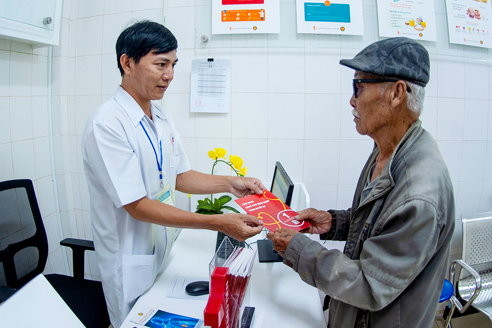 Khánh thành Phòng tư vấn miễn phí bệnh tăng huyết áp và đái tháo đường “ Ngày đầu tiên” Khánh thành Phòng tư vấn miễn phí bệnh tăng huyết áp và đái tháo đường “ Ngày đầu tiên”