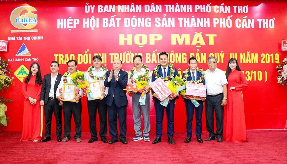 ĐBSCL tiếp tục là điểm hẹn đầu tư sôi động ĐBSCL tiếp tục là điểm hẹn đầu tư sôi động