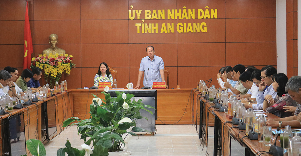 Buổi “Tiếp xúc cử tri” hiệu quả Buổi “Tiếp xúc cử tri” hiệu quả