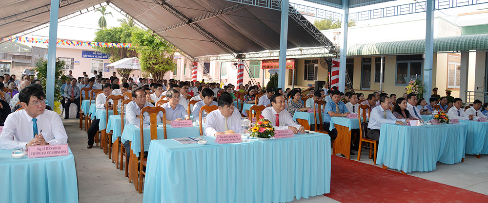 An Hòa đón nhận danh hiệu xã đạt chuẩn nông thôn mới An Hòa đón nhận danh hiệu xã đạt chuẩn nông thôn mới