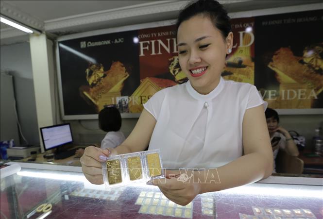 Giá vàng trong nước giảm nhẹ phiên đầu tuần