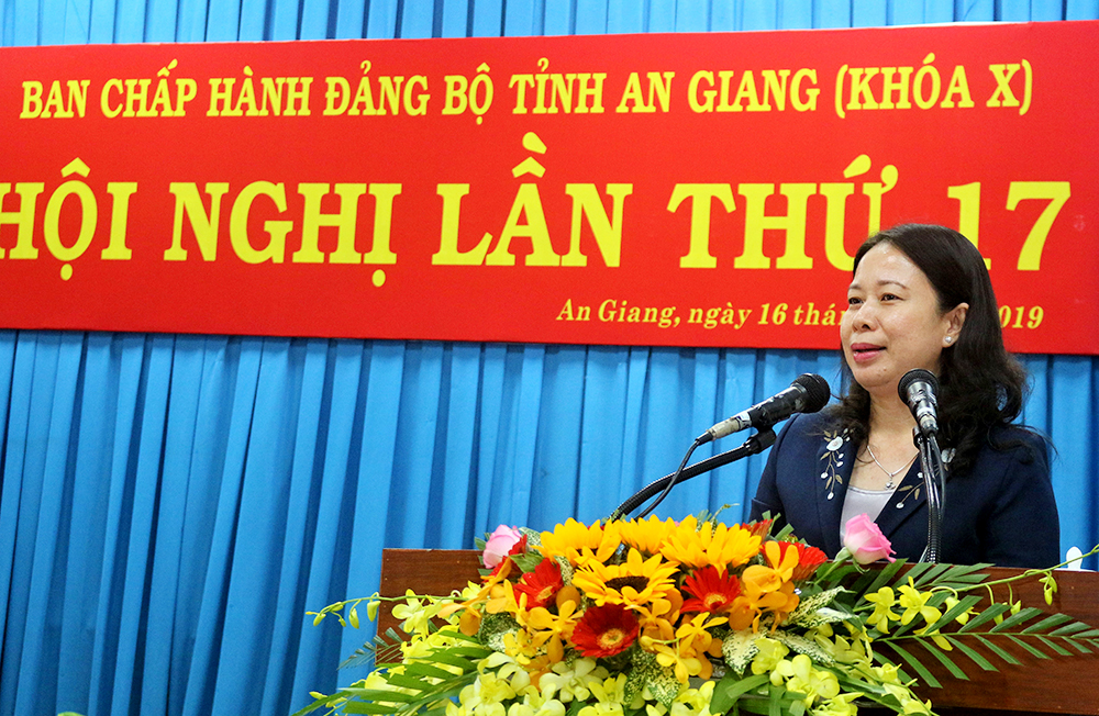 Ban Chấp hành Đảng bộ tỉnh lần thứ 17 (khóa X) đánh giá tình hình thực hiện nhiệm vụ chính trị 9 tháng của năm 2019 Ban Chấp hành Đảng bộ tỉnh lần thứ 17 (khóa X) đánh giá tình hình thực hiện nhiệm vụ chính trị 9 tháng của năm 2019