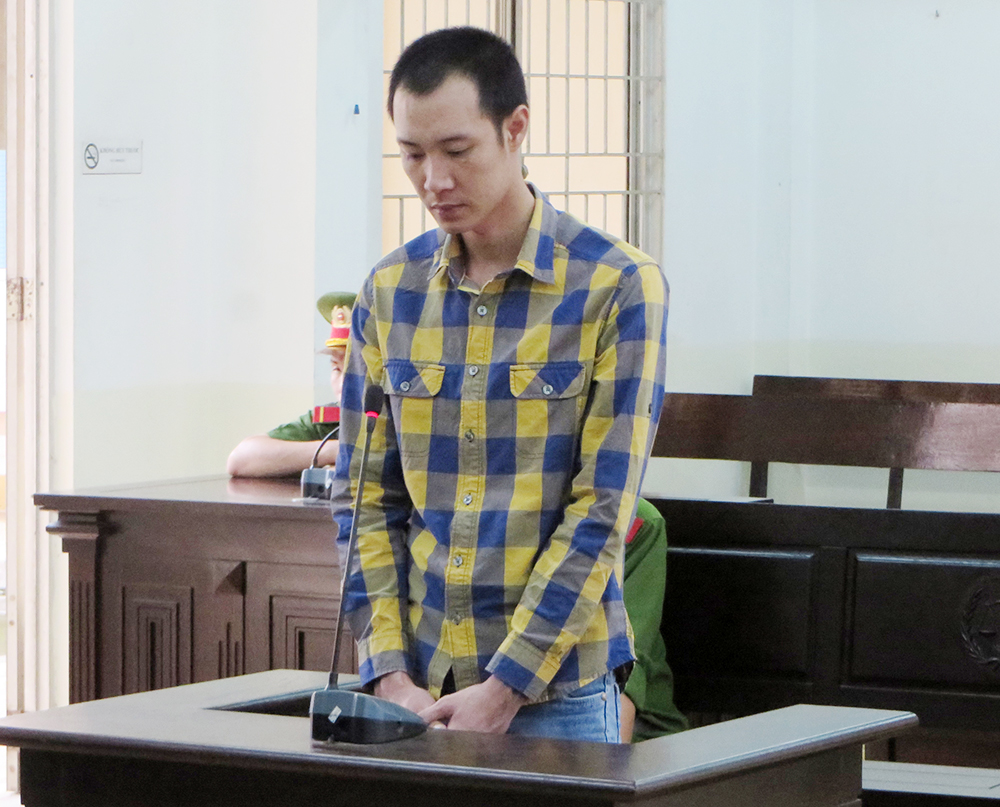 Mâu thuẫn lúc nhậu, cháu đánh chết cậu Mâu thuẫn lúc nhậu, cháu đánh chết cậu