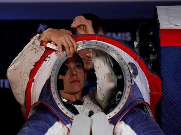 NASA trình làng mẫu trang phục mới dành cho các phi hành gia