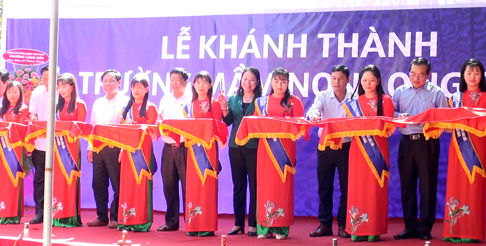 Bí thư Tỉnh ủy Võ Thị Ánh Xuân dự Lễ khánh thành Trường Mầm non Long Sơn Bí thư Tỉnh ủy Võ Thị Ánh Xuân dự Lễ khánh thành Trường Mầm non Long Sơn