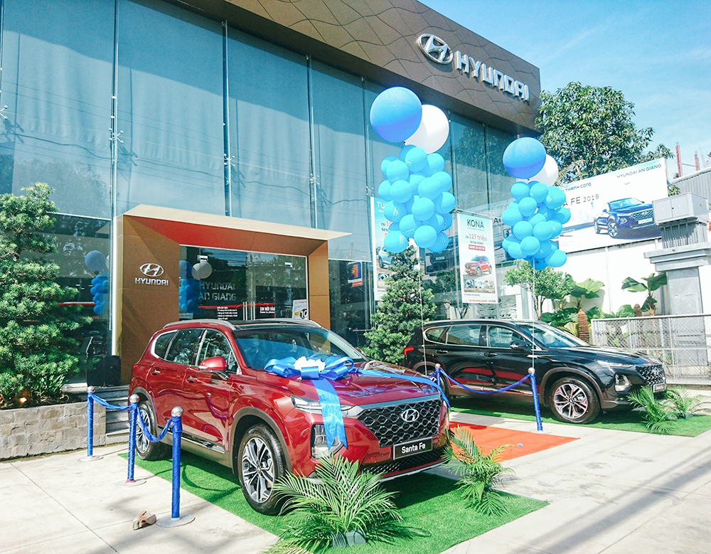 Trải nghiệm Hyundai Santafe 2019 với nhiều ưu đãi Trải nghiệm Hyundai Santafe 2019 với nhiều ưu đãi