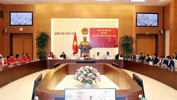 Chủ tịch Quốc hội Nguyễn Thị Kim Ngân gặp mặt đội tuyển bóng đá nữ Quang cảnh buổi gặp mặt. (Ảnh: Trọng Đức/TTXVN)