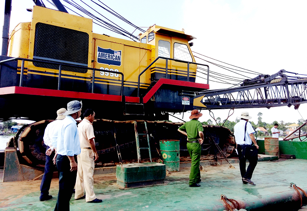 An Giang quyết dẹp nạn “cát tặc” - Kỳ cuối: Kiên quyết trong xử lý