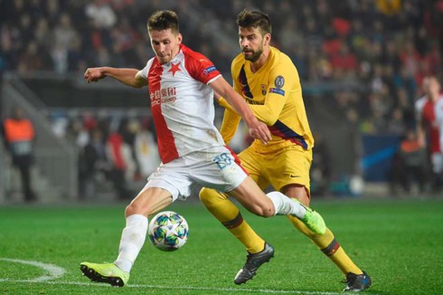 Messi lập công, Barca vất vả giành 3 điểm với đội bóng 'lót đường'