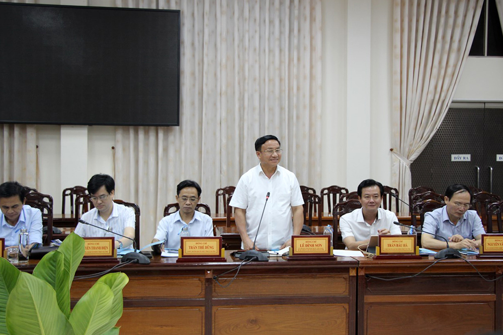 Bí thư Tỉnh ủy tỉnh Hà Tĩnh Lê Đình Sơn thăm và làm việc tại An Giang Bí thư Tỉnh ủy tỉnh Hà Tĩnh Lê Đình Sơn thăm và làm việc tại An Giang