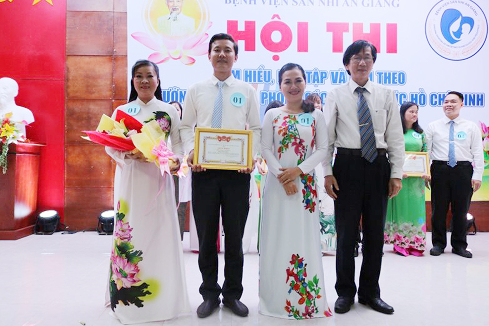 Bệnh viện Sản-Nhi An Giang: Hội thi học tập và làm theo tư tưởng, đạo đức phong cách Hồ Chí Minh Bệnh viện Sản-Nhi An Giang: Hội thi học tập và làm theo tư tưởng, đạo đức phong cách Hồ Chí Minh