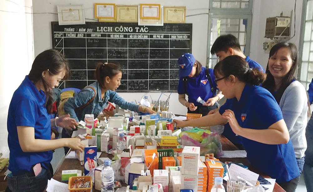 Phát huy sức trẻ, xung kích, sáng tạo vì cộng đồng Phát huy sức trẻ, xung kích, sáng tạo vì cộng đồng