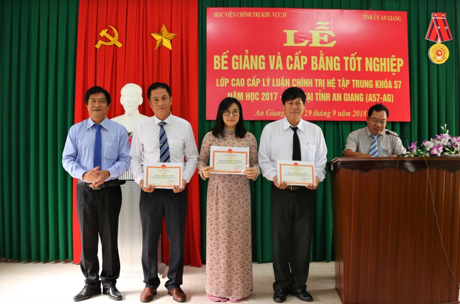 Kỳ 2: Chăm lo sự nghiệp “trồng người” của Đảng