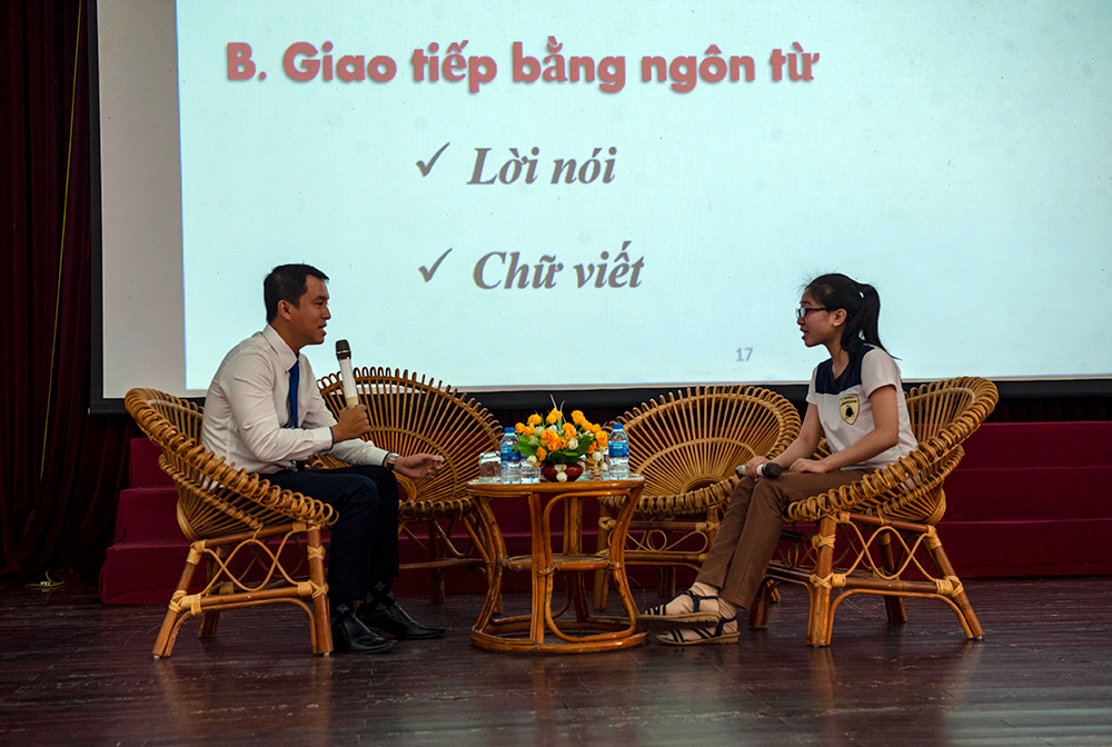 Tập huấn kỹ năng thích ứng môi trường làm việc cho sinh viên năm 4 Trường Đại học An Giang Tập huấn kỹ năng thích ứng môi trường làm việc cho sinh viên năm 4 Trường Đại học An Giang