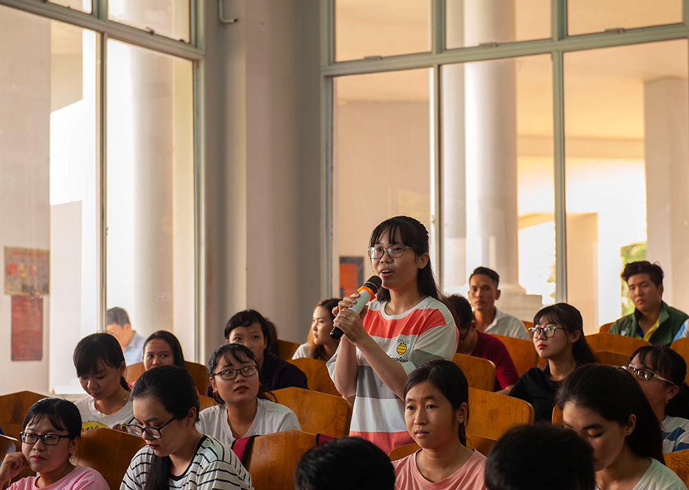 Tập huấn kỹ năng thích ứng môi trường làm việc cho sinh viên năm 4 Trường Đại học An Giang Tập huấn kỹ năng thích ứng môi trường làm việc cho sinh viên năm 4 Trường Đại học An Giang
