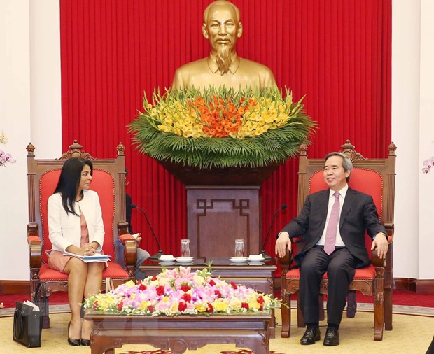 Trưởng ban Kinh tế Trung ương tiếp Đoàn cán bộ Quỹ Tiền tệ Quốc tế
