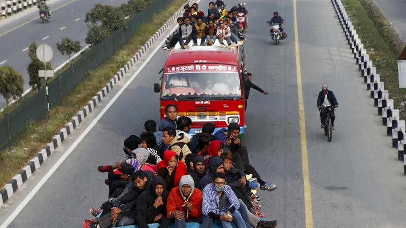 Nepal: Xe bus rơi xuống sông khiến 67 người thương vong