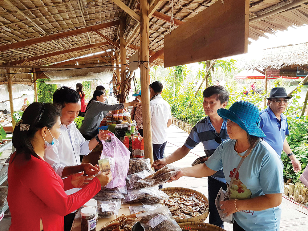 Làm sao khai thác “mỏ vàng lộ thiên” du lịch?