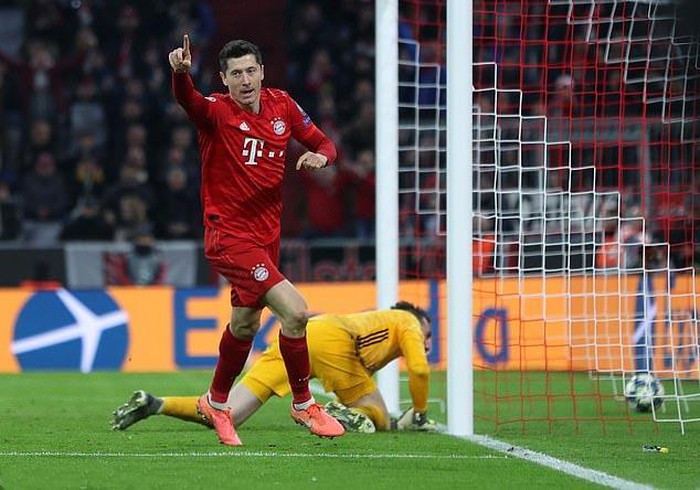 Những tấm vé đầu tiên vào vòng loại trực tiếp UEFA Champions League 2019-2020