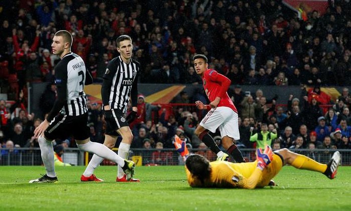 Tam phong M-A-M lập công, Man United đại thắng Europa League