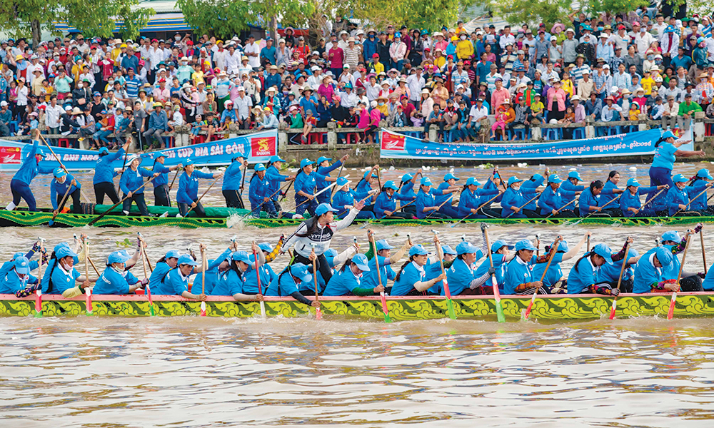 Sôi nổi Lễ hội Oóc Om Bóc - đua ghe ngo Sóc Trăng lần thứ IV khu vực ĐBSCL năm 2019 Sôi nổi Lễ hội Oóc Om Bóc - đua ghe ngo Sóc Trăng lần thứ IV khu vực ĐBSCL năm 2019