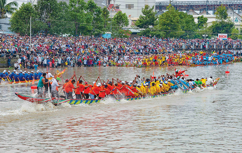 Sôi nổi Lễ hội Oóc Om Bóc - đua ghe ngo Sóc Trăng lần thứ IV khu vực ĐBSCL năm 2019 Sôi nổi Lễ hội Oóc Om Bóc - đua ghe ngo Sóc Trăng lần thứ IV khu vực ĐBSCL năm 2019