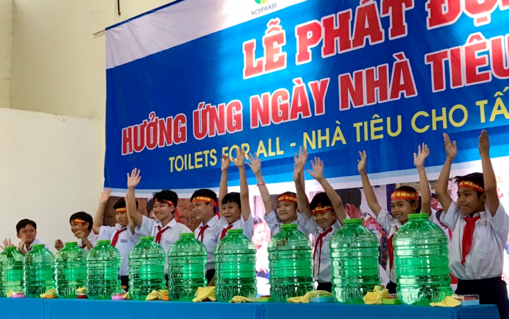 Mít-tinh phát động ngày Nhà vệ sinh thế giới 19-11