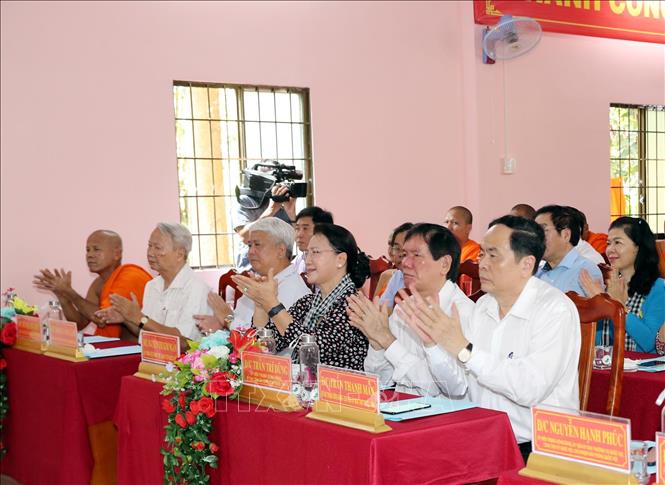 Chủ tịch Quốc hội dự Ngày hội Đại đoàn kết toàn dân tộc tại Trà Vinh