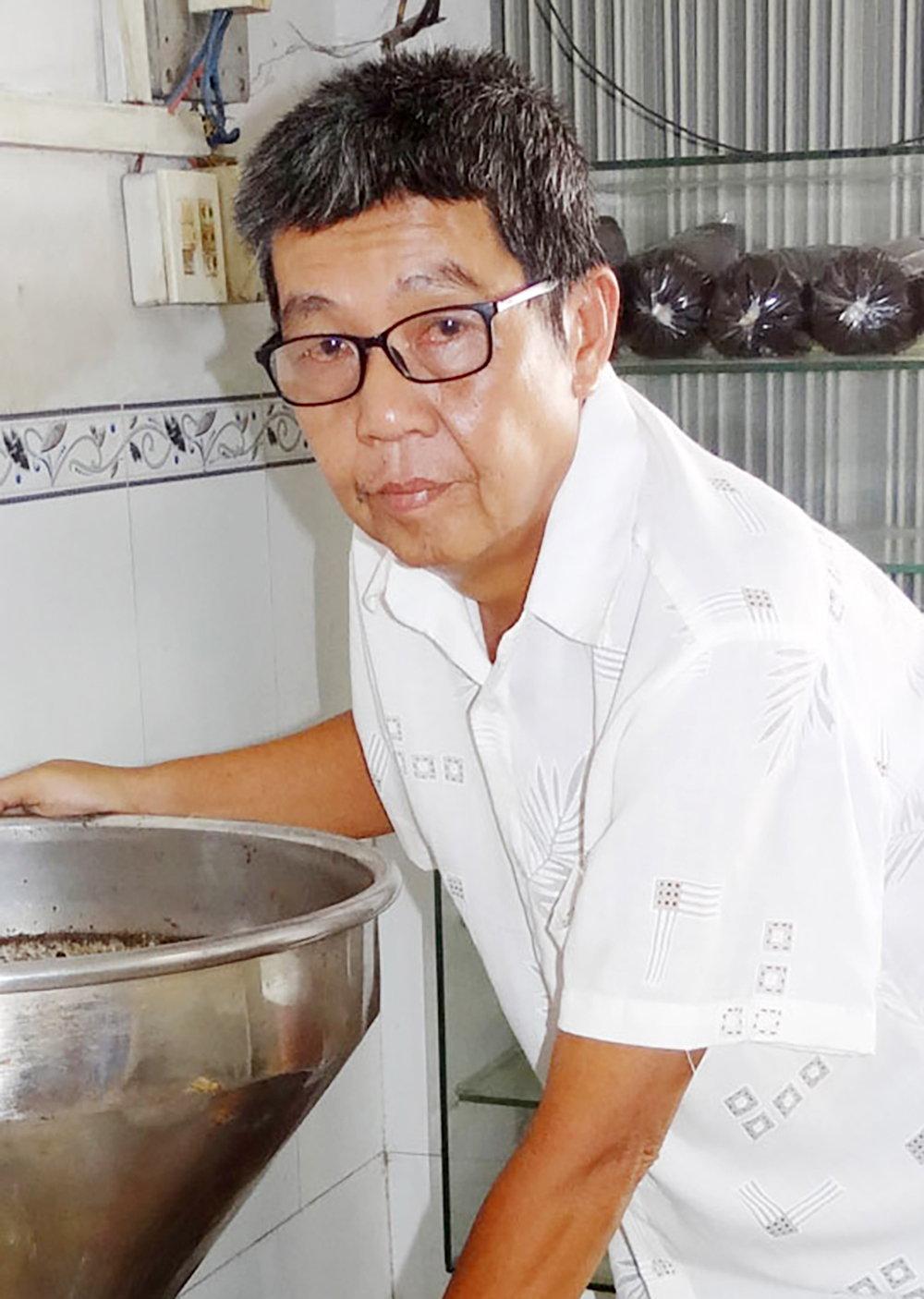 Tòa án nhân dân tỉnh vừa mời đương sự đến xem xét, giải quyết Tòa án nhân dân tỉnh vừa mời đương sự đến xem xét, giải quyết