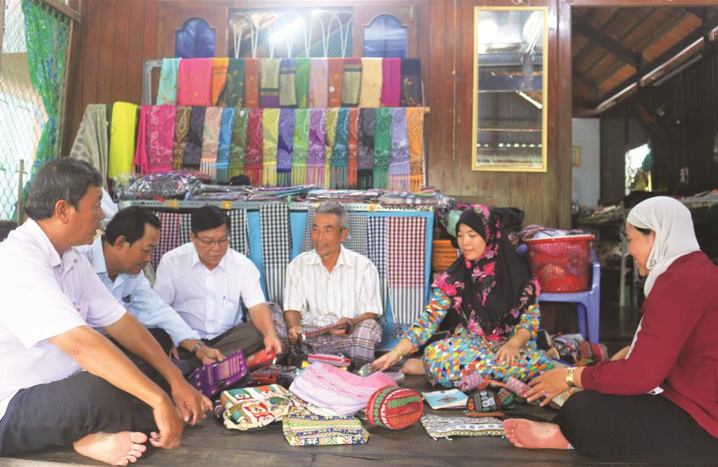 An Giang tăng cường xây dựng và chỉnh đốn Đảng