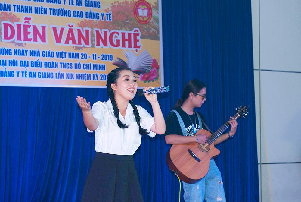 Đoàn Trường Cao đẳng Y tế An Giang tổ chức Hội diễn văn nghệ chào mừng ngày Nhà giáo Việt Nam Đoàn Trường Cao đẳng Y tế An Giang tổ chức Hội diễn văn nghệ chào mừng ngày Nhà giáo Việt Nam