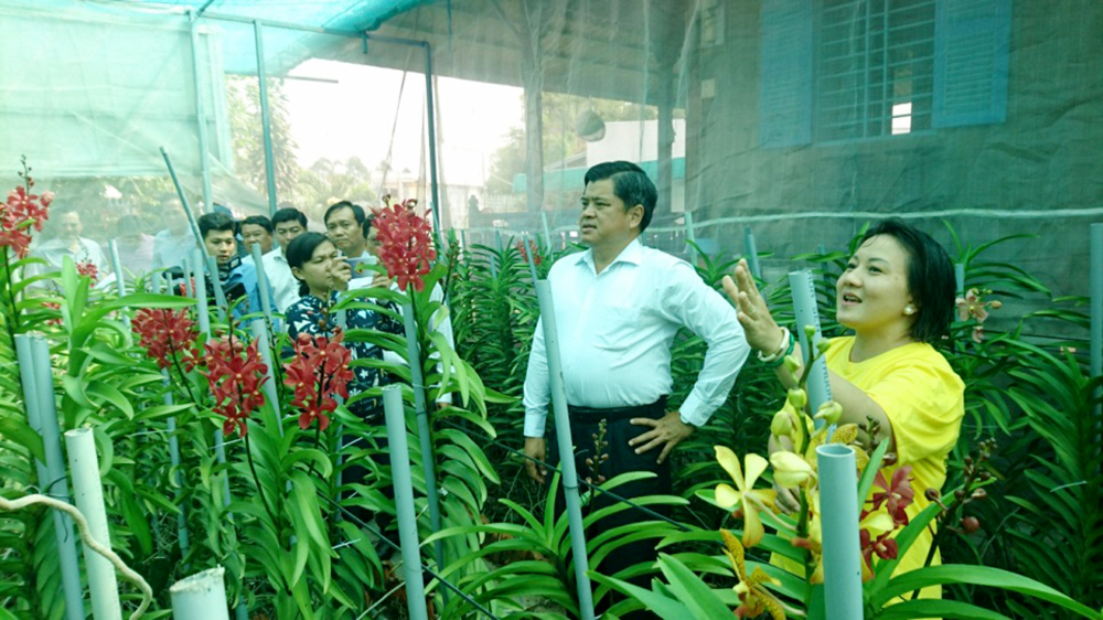Thứ trưởng Bộ Nông nghiệp và Phát triển nông thôn Trần Thanh Nam làm việc tại An Giang