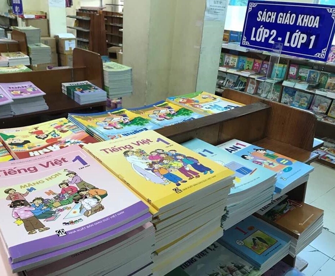 Nhiều bộ sách giáo khoa - việc kiểm tra đánh giá sẽ thế nào?