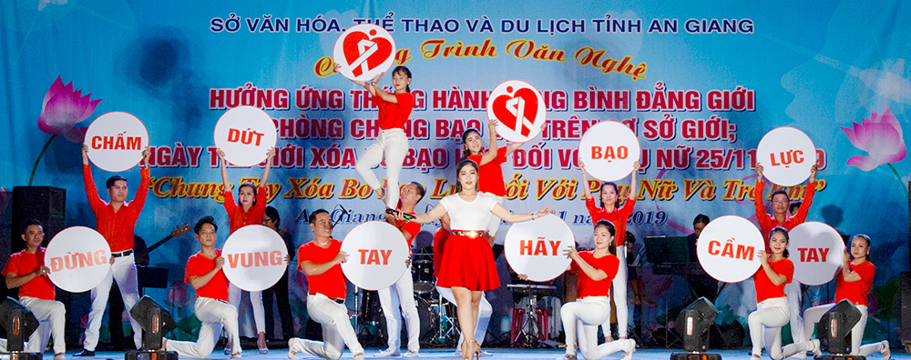 Sở Văn hóa - Thể thao và Du lịch: Tổ chức chương trình văn nghệ Tháng hành động bình đẳng giới và phòng, chống bạo lực trên cơ sở giới; Ngày thế giới xóa bỏ bạo lực đối với phụ nữ Sở Văn hóa - Thể thao và Du lịch: Tổ chức chương trình văn nghệ Tháng hành động bình đẳng giới và phòng, chống bạo lực trên cơ sở giới; Ngày thế giới xóa bỏ bạo lực đối với phụ nữ