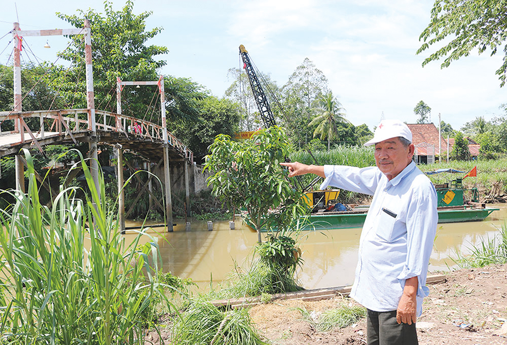 Người “nối nhịp bờ vui”