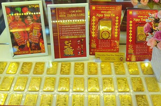 Giá vàng SJC tiếp tục giảm nhẹ, mua vào 41,14 triệu đồng/lượng